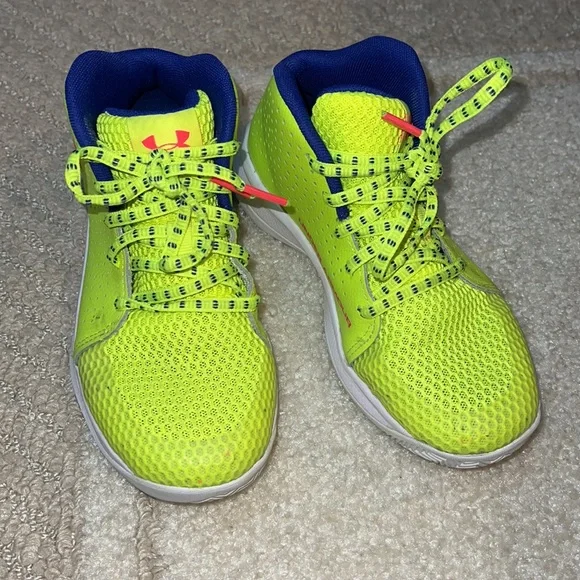 Under Armour  sneakers size 1.5 - Picture 2 of 4